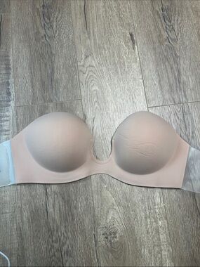 Mitaloo Push Up Strapless Adhesive Invisible Backless Plunge Bra, Size DDD, NWT